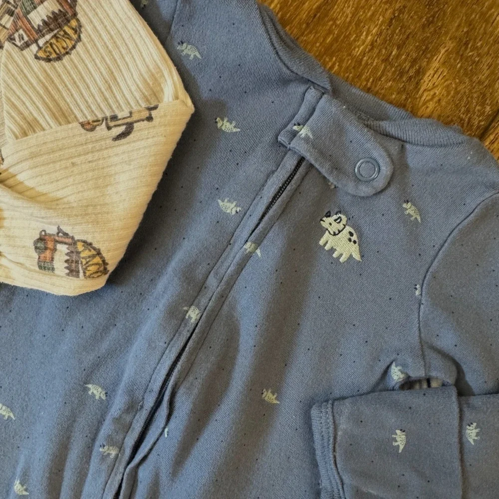 Carter's Baby Boy Sleepers Newborn Sleep N Play Clothes Lot Bundle Food Trucks